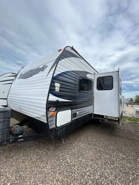 2015 Keystone RV Springdale 240BHWE in Travel Trailers & Campers in Edmonton - Image 3