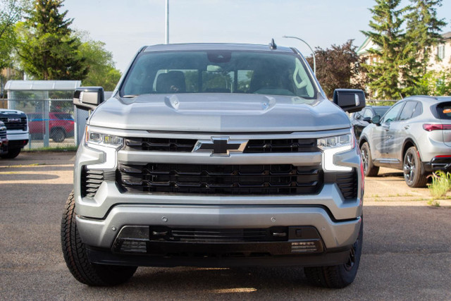 2025 Chevrolet Silverado 1500 Crew RST 4WD in Cars & Trucks in Edmonton - Image 3