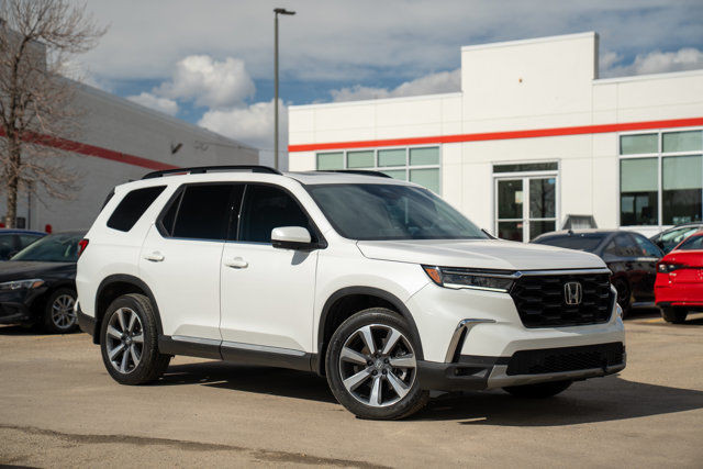 2025 Honda Pilot Touring in Cars & Trucks in Edmonton - Image 2