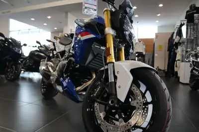 2024 BMW F 900 R Sport DYNAMIC, PROGRESSIVE, INTUITIVE. The modern and powerful design of the F 900...