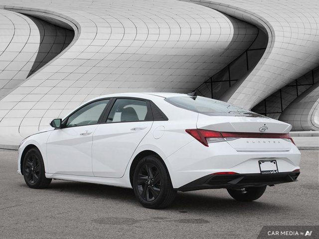 2023 Hyundai Elantra Preferred in Cars & Trucks in London - Image 4