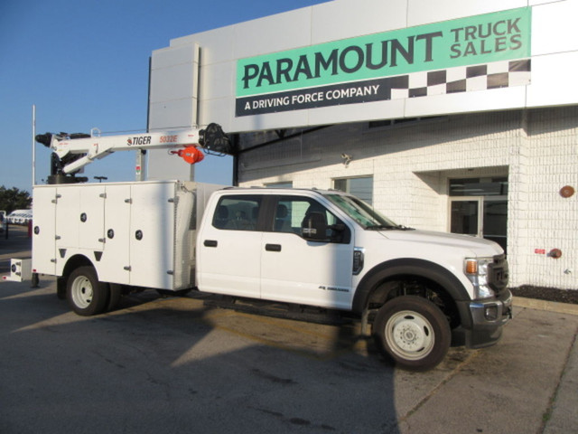2021 Ford F-550 DIESEL CREW 4X4 WITH NEW SERVICE / UTILITY BODY in Cars & Trucks in Oakville / Halton Region
