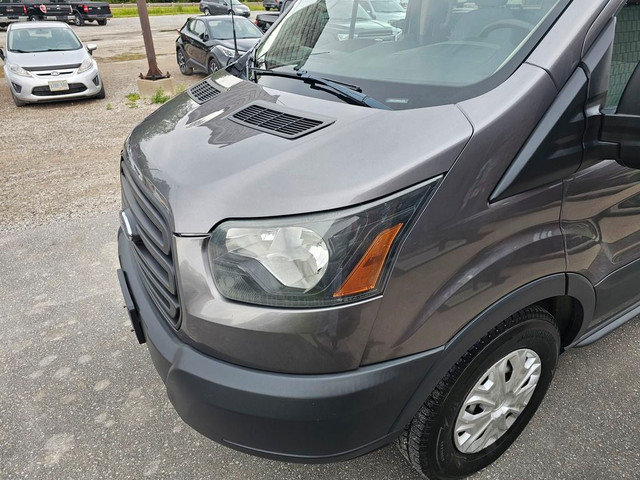2015 Ford Transit T-350 148 Low Roof XL, 12 Passenger in Cars & Trucks in Chatham-Kent - Image 3
