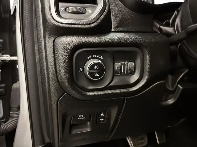 2022 Ram 1500 Sport GT Crew Cab 22 POUCES NIGHT EDITON LEVEL 2 in Cars & Trucks in Laval / North Shore - Image 18