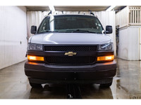 **ONE OWNER - ACCIDENT FREE** 138,224 KM This 2019 Chevrolet Express 2500 Cargo Van is powered by a... (image 4)