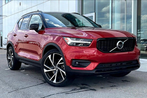 2022 Volvo XC40 R-Design T5 AWD R-Design