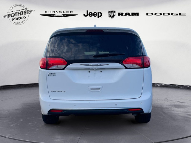  2017 Chrysler Pacifica 4dr Wgn Touring-L Plus in Cars & Trucks in Bedford - Image 4