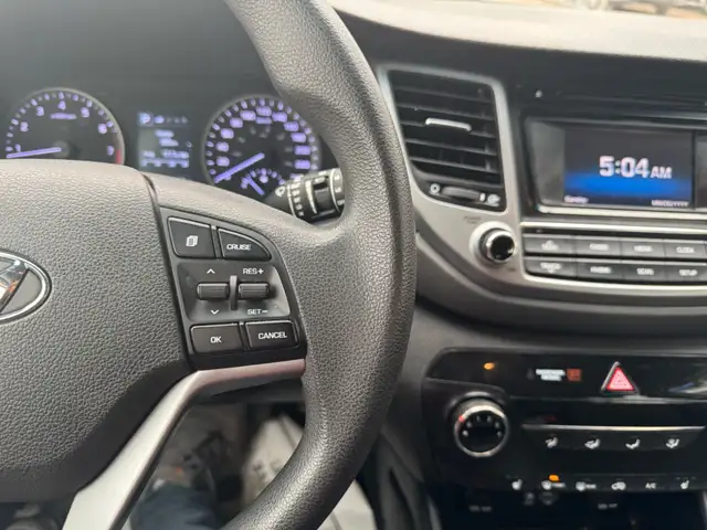 2018 Hyundai Tucson 2.0L FWD dans Autos et camions dans Calgary - Image 13