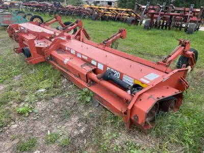 I'm selling this Rhino RC20 20ft stalk chopper.