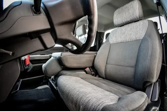 2023 Ford F-150 XLT • NAV • PARK ASSIST • POWER SEAT • BEDLINER in Cars & Trucks in Ottawa - Image 26