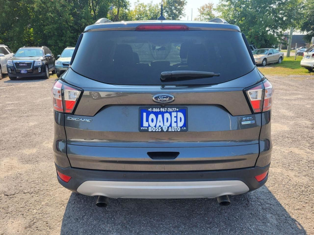 2018 Ford Escape SEL 4WD in Cars & Trucks in Oshawa / Durham Region - Image 4