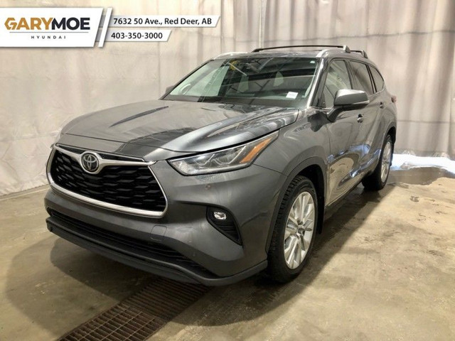 2020 Toyota Highlander in Cars & Trucks in Red Deer