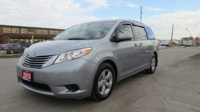 2015 Toyota Sienna 5dr LE 8-Pass FWD in Cars & Trucks in Mississauga / Peel Region - Image 2