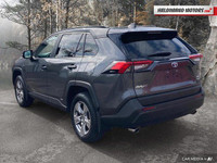 Engine: Gas/Electric 4cyl 2.5L L/100Km City: 5.8 L/100Km Hwy: 6.3 Safety Equipment Electronic Stabil... (image 2)
