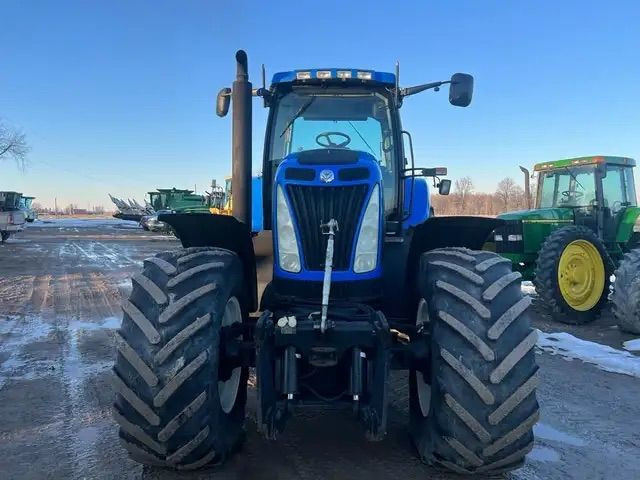 2009 New Holland T8020 Blue in Farming Equipment in Edmonton - Image 2