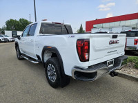 2024 GMC Sierra 3500HD 4WD Crew Cab 159" SLE, 6.6L V8 Gas, SLE Convenience Package, X31 Off Road Pac... (image 2)