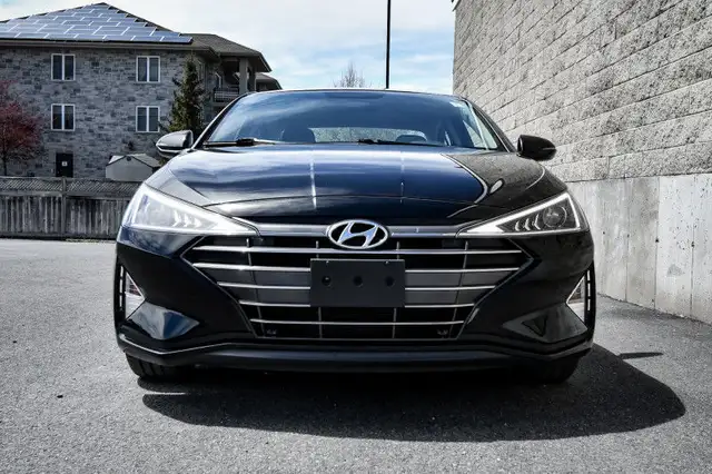2019 Hyundai Elantra Preferred - Heated Seats in Cars & Trucks in Ottawa - Image 5