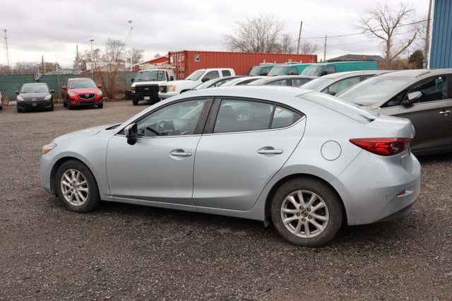 2017 Mazda Mazda3 4dr Sdn Man GS in Cars & Trucks in Guelph - Image 2