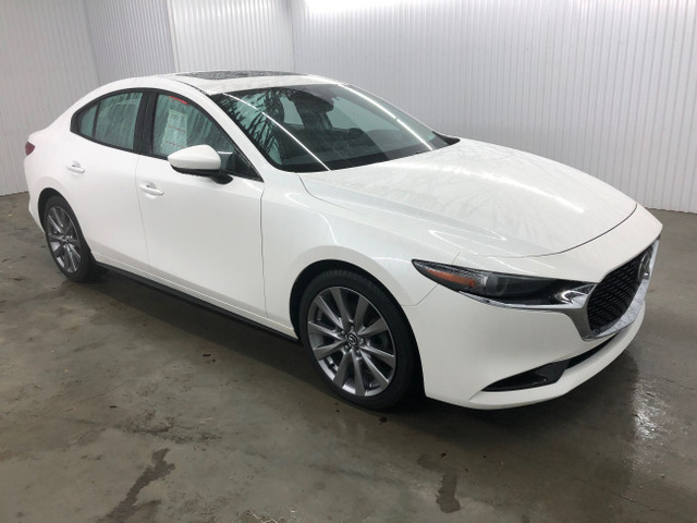 2019 Mazda Mazda3 GT AWD GPS Cuir Toit Ouvrant Mags *Traction in in Cars & Trucks in Shawinigan - Image 4