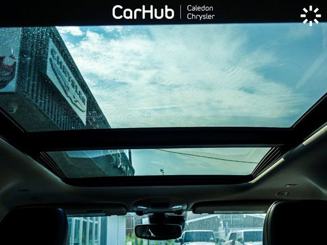2022 Chrysler Pacifica Limited 4x4 Pano Sunroof 10.1Display 360 in Cars & Trucks in Mississauga / Peel Region - Image 3