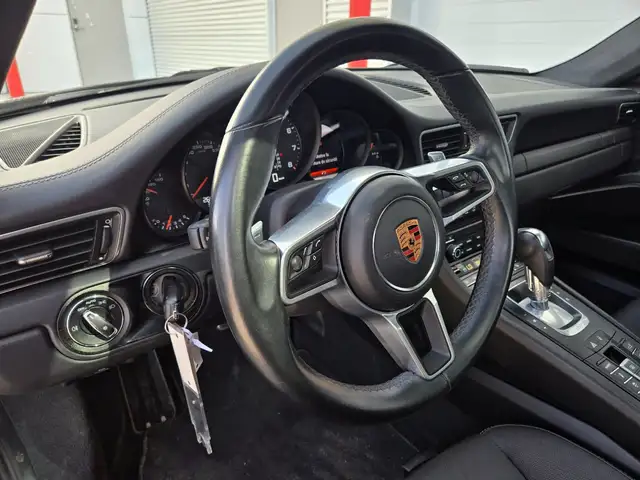 2019 Porsche 911 Carrera 4 **NO ACCIDENTS**LOW KMS**AWD**370H... in Cars & Trucks in Grande Prairie - Image 12