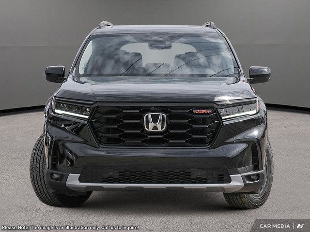 2025 Honda Pilot TrailSport in Cars & Trucks in Calgary - Image 3