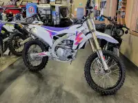 2024 Yamaha YZ450F - IN STOCK NOW!! ONLY 1 LEFT!!