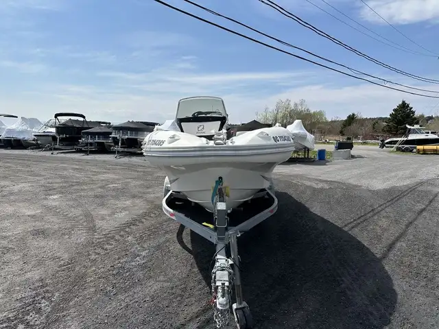 2020 Zodiac N-ZO 680 in Powerboats & Motorboats in Québec City - Image 4