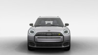 Le tout nouveau *MINI Countryman Cooper SE 2025* est aussi audacieux et aventurier que vous. Que vou... (image 2)