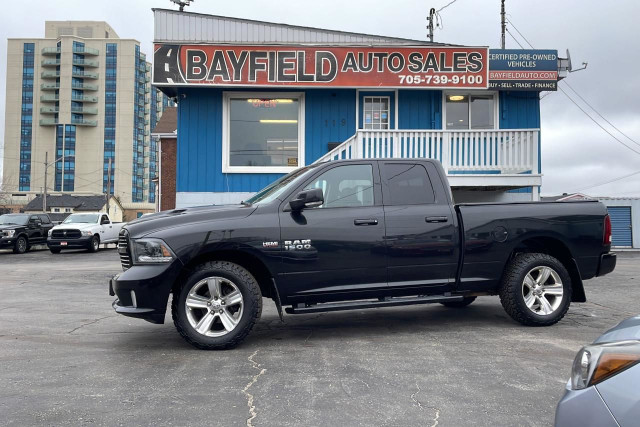  2015 RAM 1500 Sport Quad Cab 4x4 **Leather/HEMI/Nav/Only 50k!!* in Cars & Trucks in Barrie