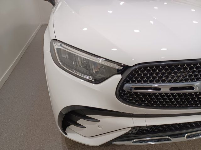 2025 Mercedes-Benz GLC GLC 300 in Cars & Trucks in Regina - Image 4