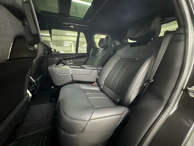 2023 Land Rover NEW RANGE ROVER P530 SV SWB in Cars & Trucks in City of Montréal - Image 24