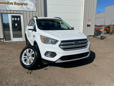 2018 Ford Escape SE 4WD *ON HOLD*