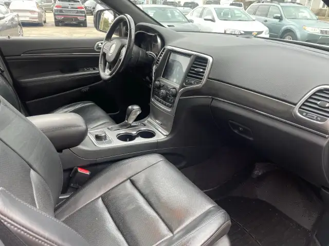 2018 Jeep Grand Cherokee in Cars & Trucks in Ottawa - Image 18