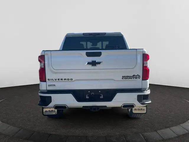 2023 Chevrolet Silverado 1500 High Country Crew Cab in Cars & Trucks in Regina - Image 5