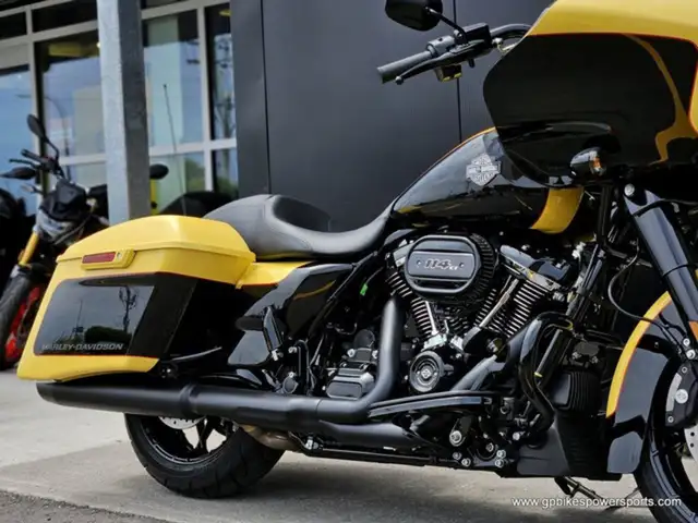 2023 Harley-Davidson FLTRXS Road Glide Special in Sport Touring in Oshawa / Durham Region - Image 11