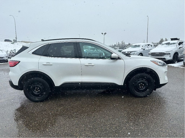  2021 Ford Escape Titanium in Cars & Trucks in Calgary - Image 4