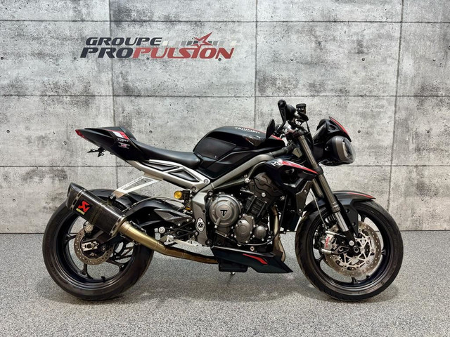 2020 Triumph Street Triple RS | Akrapovic in Street, Cruisers & Choppers in Saguenay