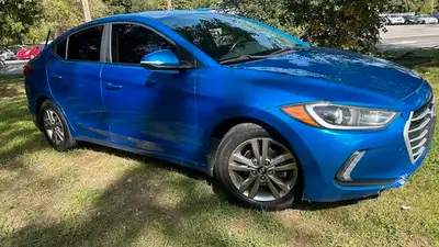 2017 HYUNDAI ELANTRA GL 4-DOOR SEDAN AUTO, ONE OWNER, VERY WELL MAINTAINED, ALL SERVICE HISTORY, WIT...