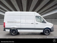 Mercedes-Benz Rive-Sud, la destination Mercedes-Benz par excellence. Bienvenue en première classe. D... (image 5)