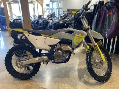 * ALL IN PRICE * - taxes not included - SAVE $1542! 2024 Husqvarna® FC 250 Hailed as the highest per...