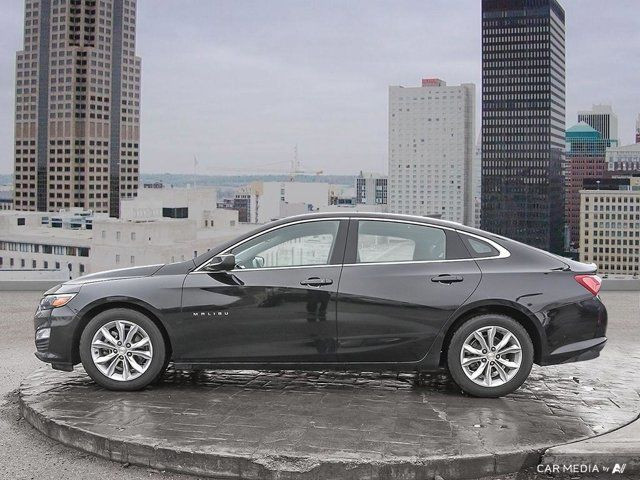 2021 Chevrolet Malibu LT | No Accidents | Remote Start | in Cars & Trucks in Calgary - Image 3