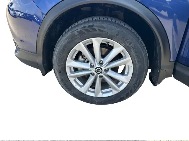 VERY LOW MILAGE 2019 NISSAN QASHQAI S ALL WHEEL DRIVE in Cars & Trucks in Red Deer - Image 13