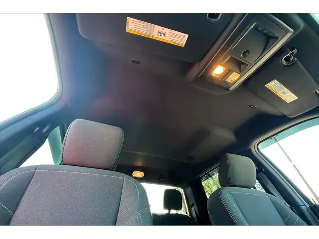 2022 Ram 1500 Classic Warlock Crew V8 | All Terrain Pkg | Alpine in Cars & Trucks in Mississauga / Peel Region - Image 18