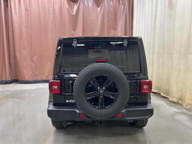 2021 Jeep Wrangler Altitude Unlimited - 4G Wi-Fi in Cars & Trucks in Fort McMurray - Image 4