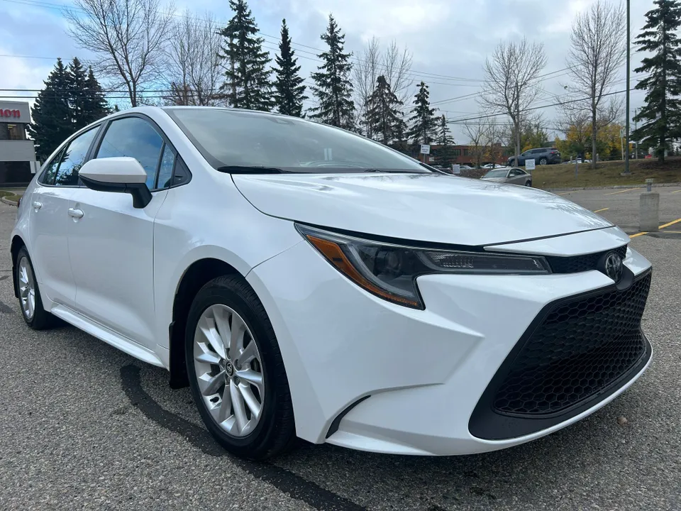 2020 Toyota Corolla Sunroof,heated Steering+ Seats