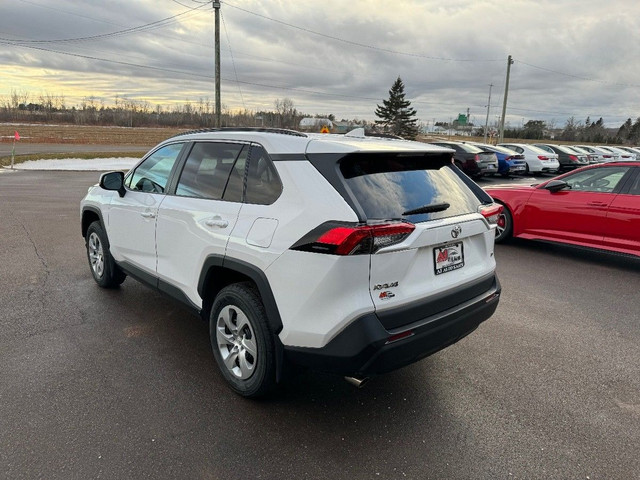 2021 Toyota RAV4 LE BACK-UP CAMERA $124 Weekly Tax in in Cars & Trucks in Summerside - Image 4