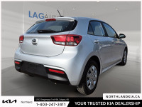 2021 Kia Rio LX+ Ready for anything, from the streets of Calgary to the highways of Alberta, this Ki... (image 3)