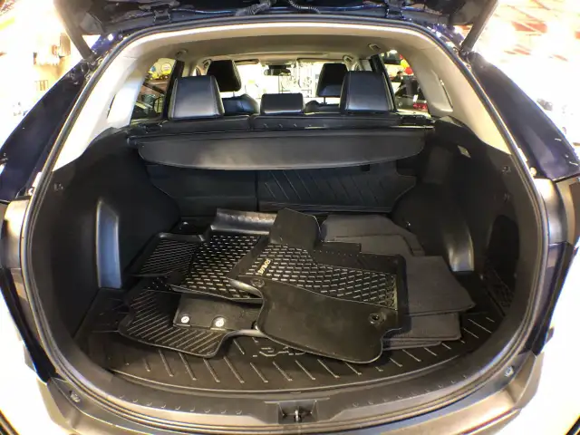 2019 Toyota RAV4 XLE AWD LEATHER SUNROOF L/ASSIST B/SPOT CARPLAY in Cars & Trucks in City of Toronto - Image 31