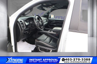 FINANCING AVAILABLE Vehicle has Minor Hail Damage 2022 Ram 1500 Laramie Crew Cab 4x4 * Hail Sale! We... (image 9)